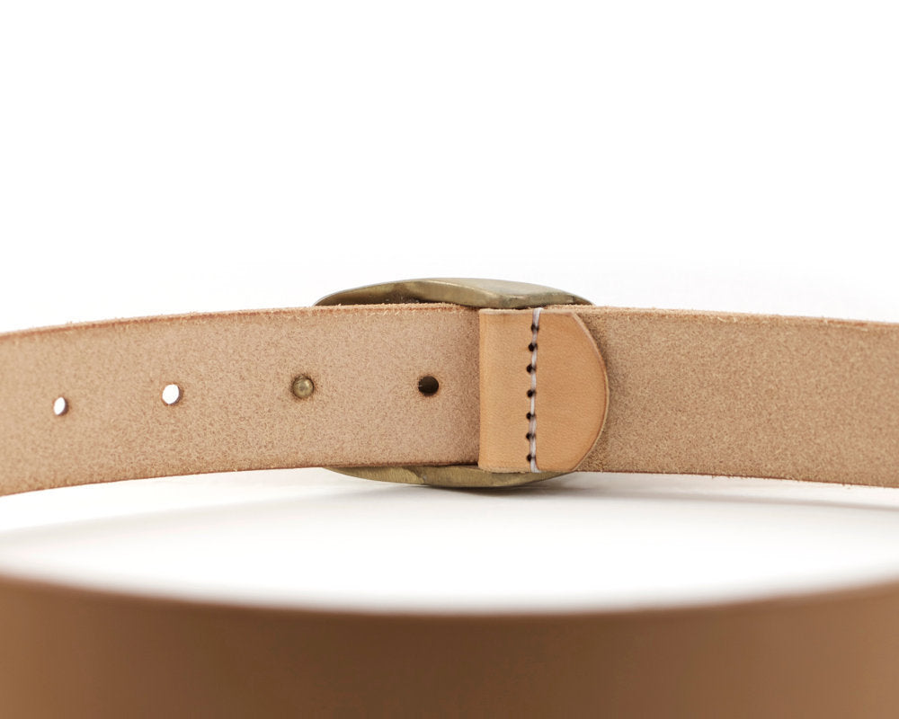 Natural Veg Tan Belt w/ Bronze Buckle